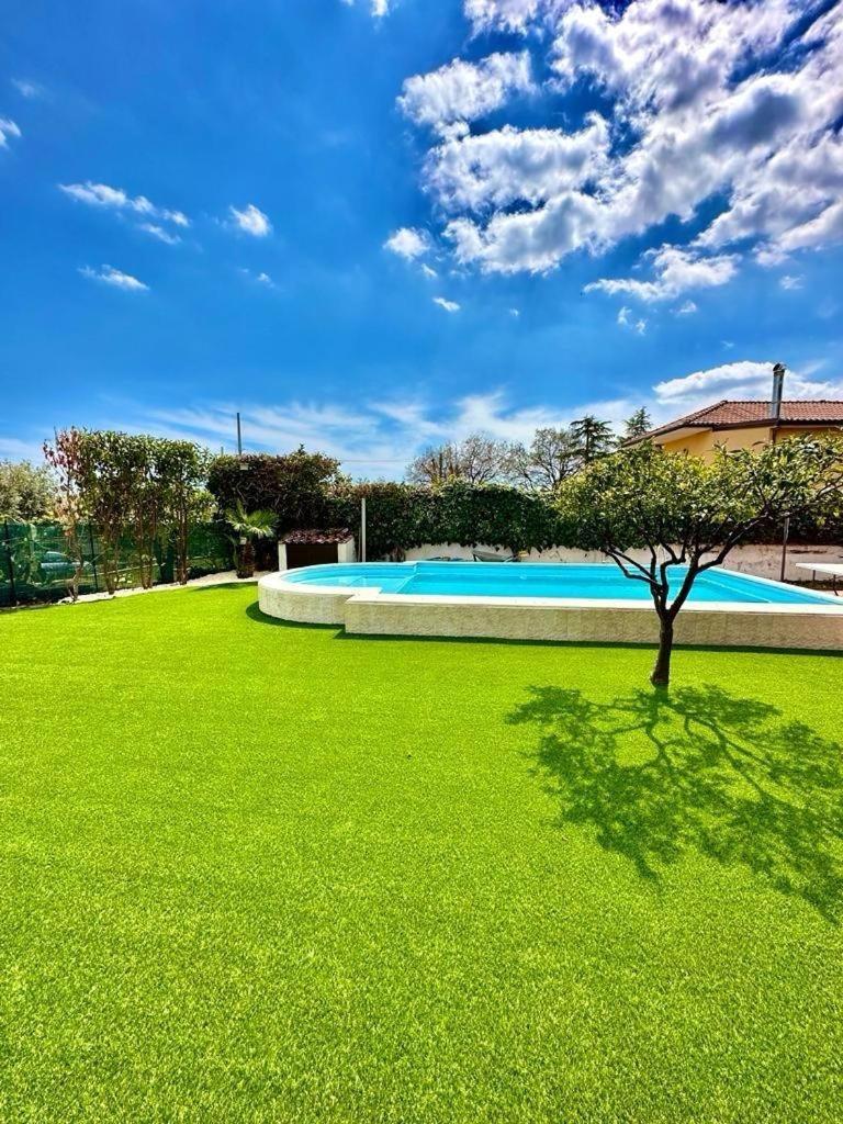 Apartamento de 120 m² en Mascalucia, con 2 habitación Exterior foto